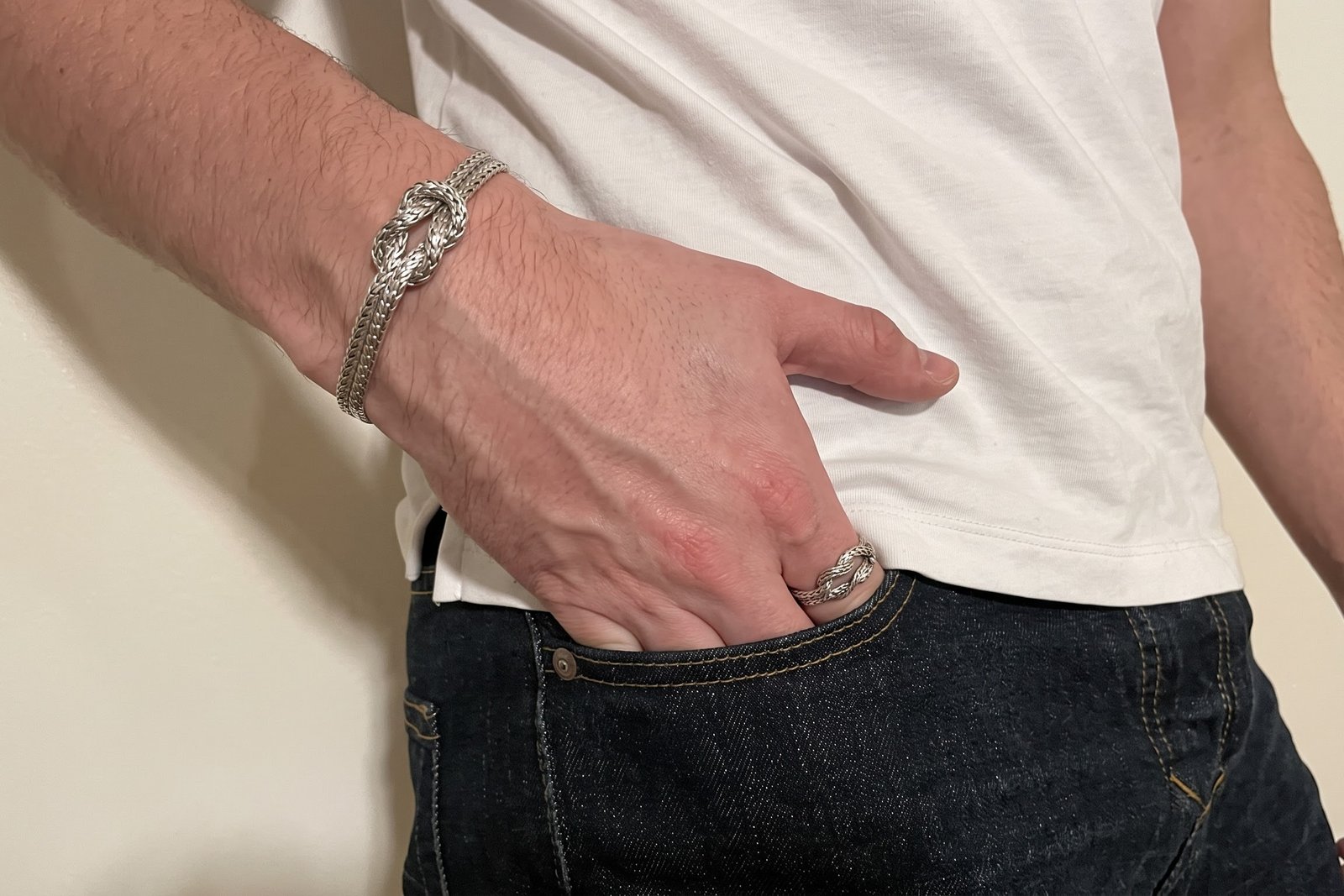 John Hardy: What Makes the Love Knot Bracelet Different? - photo 3
